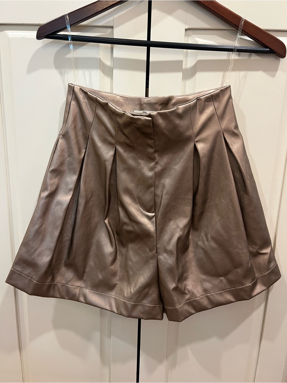 Entro Taupe High-Waist Faux Leather Pleated Shorts